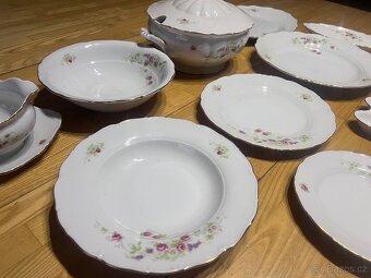 Karlovarský starožitný porcelán - 2