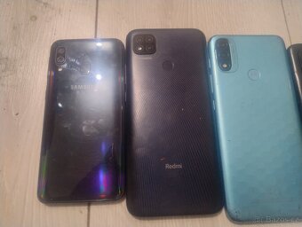 TELEFONY na ND 10ks Samsung, Moto, Redmi - 2