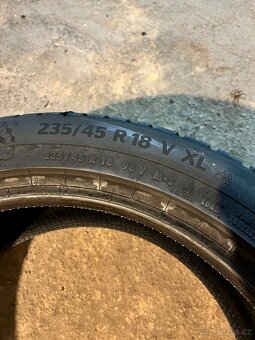 ZIMNÍ PNEU CONTINENTAL 235/45 R18 98V - 2