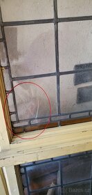 Stará vitrážová okna. - 2