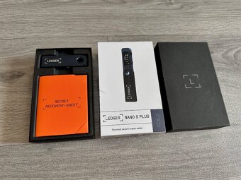 Ledger Nano S Plus peněženka crypto Hardware wallet blue - 2