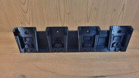 Milwaukee 18v držák baterie - 2