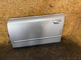 LEVÉ PŘEDNÍ DVEŘE AUDI A4 B6 - 2