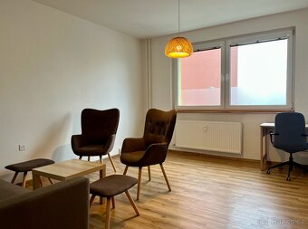 Prodej prosvětleného bytu 2+1 57m² - Lužická - 2