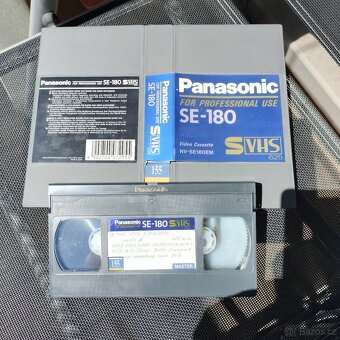 Profesionální S-VHS kazety různých značek - 2