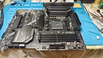 MSI Mag B550 Tomahawk Max Wifi - 2