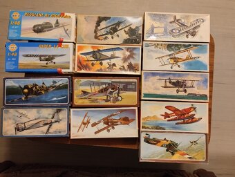 Modely letadel,Směr,plastové stavebnice. - 2