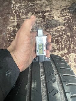 Dvě letní pneu 205/55/16 Michelin - 2