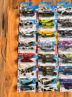 Hot wheels - 2