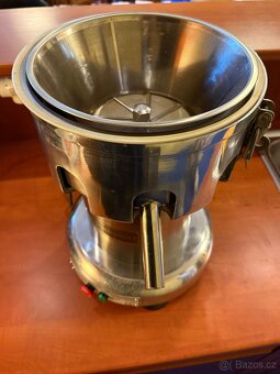 Odšťavňovač - 2