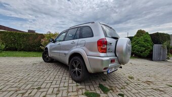 Toyota Rav 4 - 2