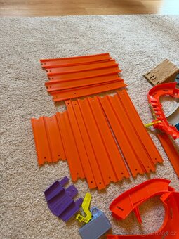 Hot wheels drahý (mix) - 2
