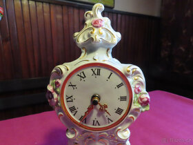 Staré moc hezké porcelánové hodiny - Royal Dux Belinda - - 2