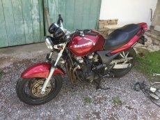 motonadily Kawasaki ZR7 dily 2001 lehce padla - 2