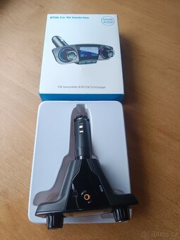 nový auto FM MP3 Handsfree transmiter - 2