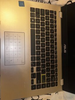 ASUS notebook - 2