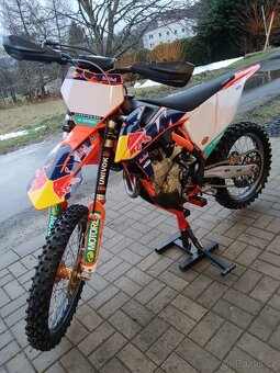 Ktm sx-f 350 rv. 2022 - 2