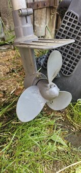 Benzínový motor na člun 4,9kw - 2