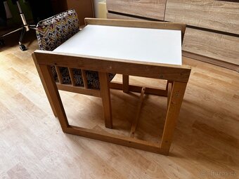 Stolek s židli nebo krmící židlička - 2