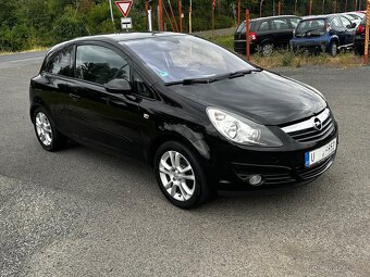 Opel Corsa 1.2i, r.2007, klima, 82500km, 2.maj. - 2