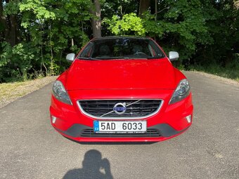 Volvo V40, 2.0 D3, R-Design, Top stav - 2