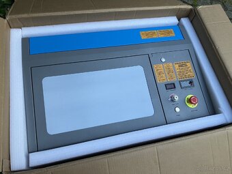 CO2 laser, laserová gravírka OMTech K40+ 40W 200x300mm - 2