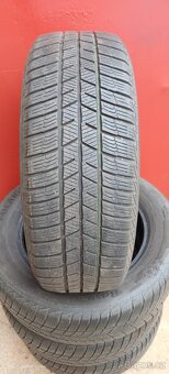 Prodám 4x zimní 205/60R16 Barum - 2