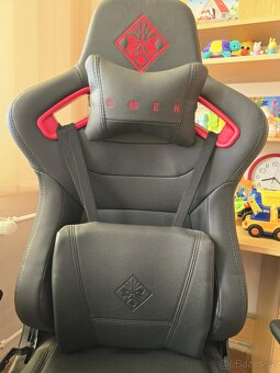 HERNÍ KŘESLO OMEN by HP Citadel Gaming Chair - 2