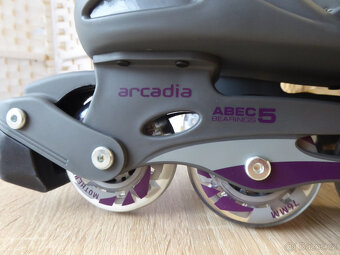 Kolečkové brusle vel. 40 nepoužité - 2