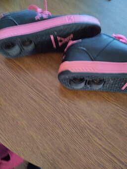 Dívčí boty s kolečkama - 2