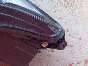 Prodám full led světlo Škoda Kodiaq - 2