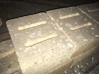 Šamotové cihly různé - 2
