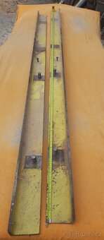 Prodám pravítko délka 2200mm,motor 5.5kw,vozíky - 2