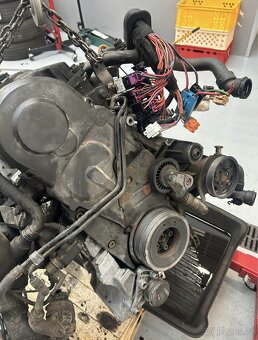 1.9 TDI, 96 kw AWX, motor Passat b5.5 - 2