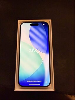 iPhone 15 Pro 128GB Černý Titan - 2