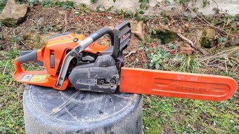 Motorova pila Husqvarna 550xp - 2