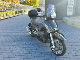 Aprilia Scarabeo 500 - 2