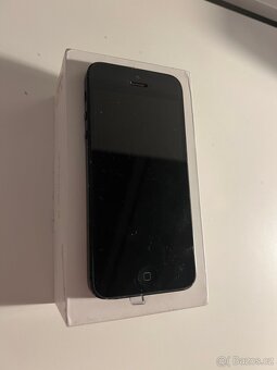 iPhone 5 16gb Černy v dobrem stavu - 2