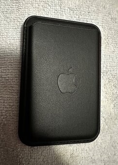 Apple peněženka s MagSafe nová - 2