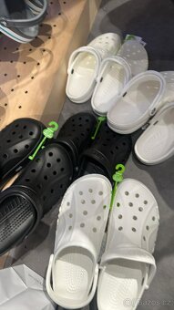 Crocs - 2