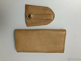 Kožená peněženka a klíčenka - 2