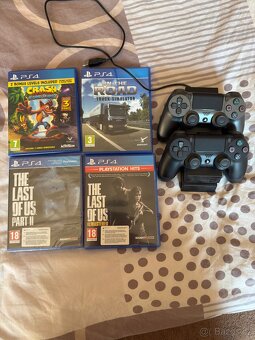 PlayStation 4 slim verze 500gb - 2