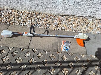 aku vyžínač křovinořez stihl - 2