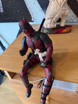 Prodam figurku Deadpoola 1/6 - 2