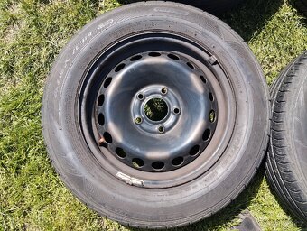 Plechové disky s pneumatikami 195/65 R15 - 2