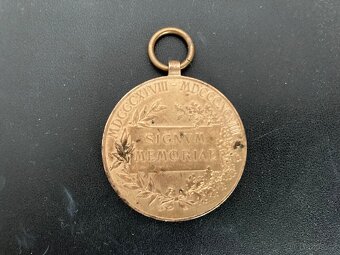 Starožitné bronzové medaile Františka Josefa I. 2 ks - 2