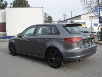 Audi A3 2.0 TDi NAVI S-tronic - 2