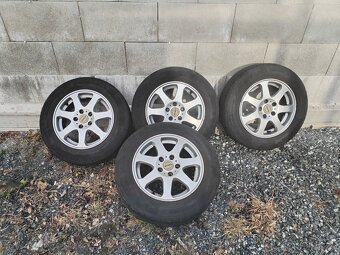 Sada kol ENZO R15 ET42 z Ford Focus II - 2