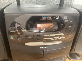 Značková věž Philips AZ 2808 - funkční rádio a CD - 2