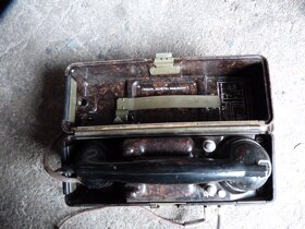 Vojensky telefon. - 2